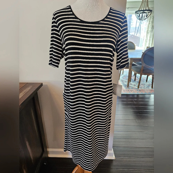 A Glow •Size Medium• Maternity Striped Casual Dress Black White ☆New w/ Tag☆ - Picture 1 of 10